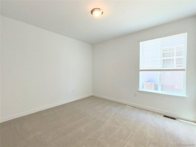 24555 E Kettle Ct, Aurora, CO 80016