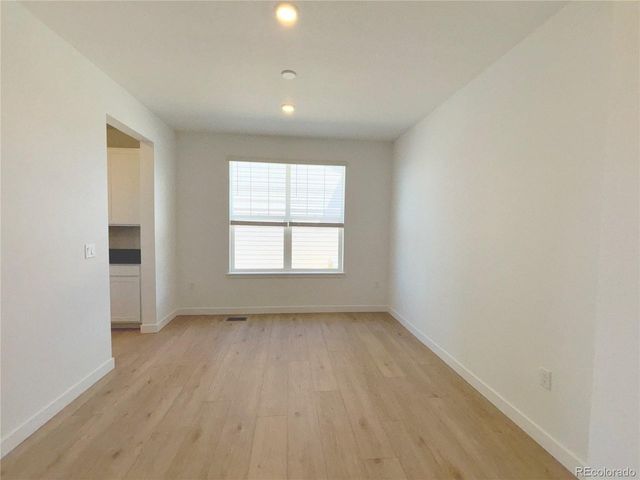 24555 E Kettle Ct, Aurora, CO 80016