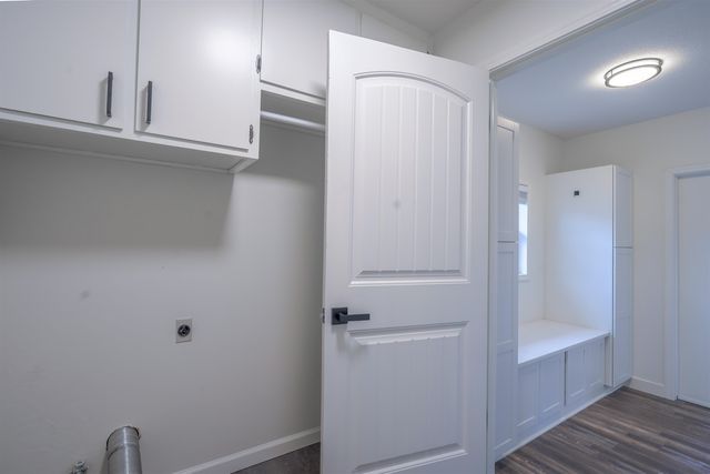 104 N Burr Oak Rd, Wichita, KS 67206