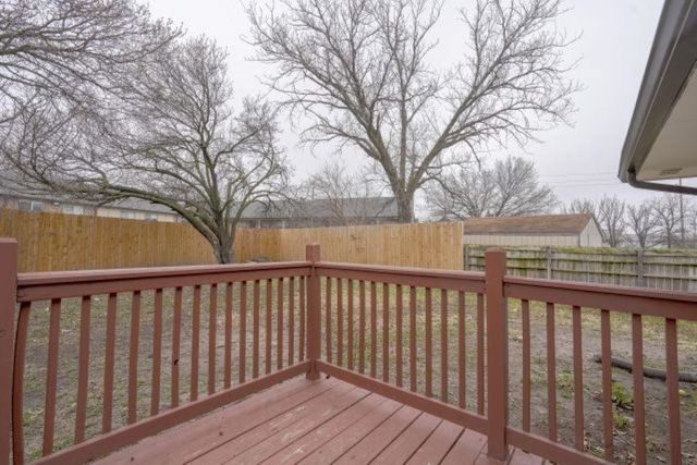 104 N Burr Oak Rd, Wichita, KS 67206