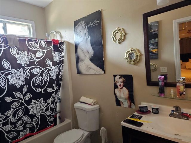 2065 ML King Jr. NW Drive, Atlanta, GA 30310