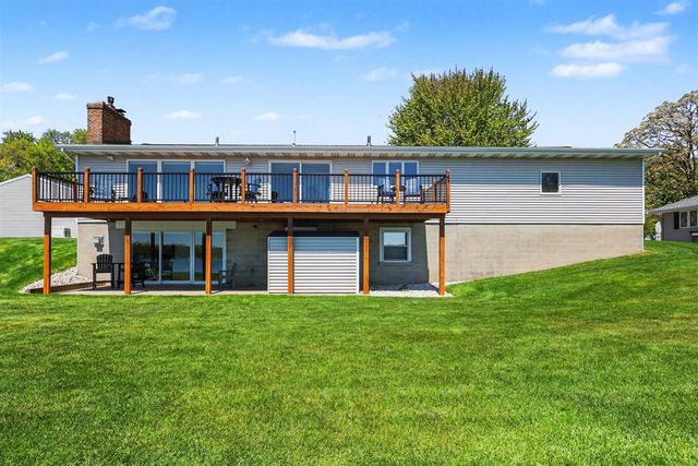380 Whispering Oaks Drive, Muskegon, MI 49442