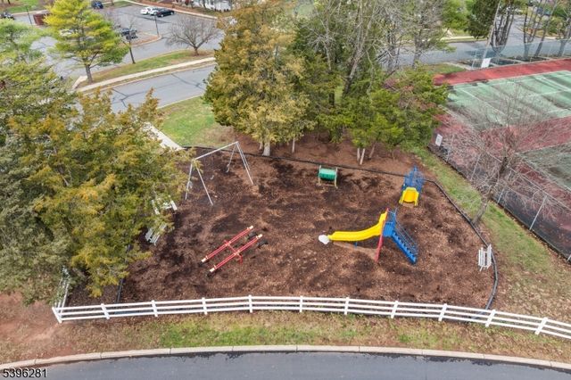 41 Bolton Ct, Franklin Twp., NJ 08873