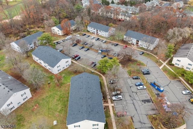 41 Bolton Ct, Franklin Twp., NJ 08873