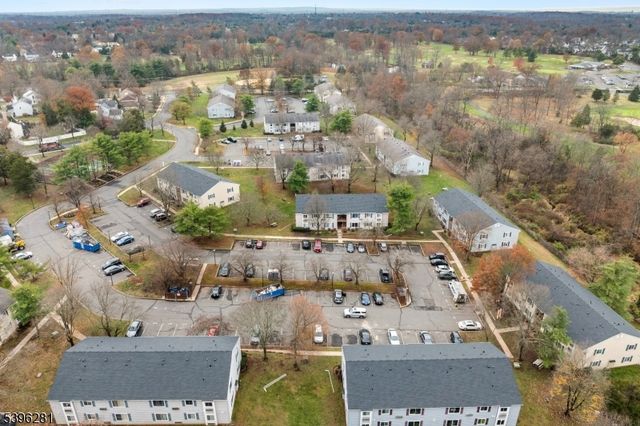 41 Bolton Ct, Franklin Twp., NJ 08873