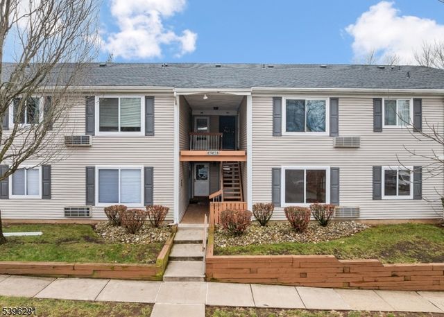 41 Bolton Ct, Franklin Twp., NJ 08873