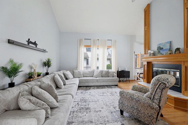 12020 W Ridgepoint Ct, Wichita, KS 67235