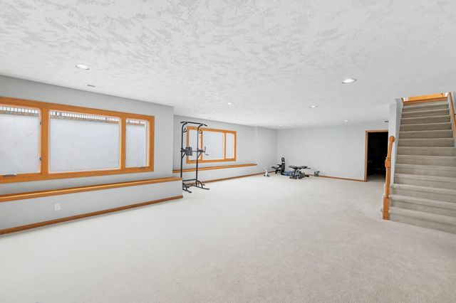 12020 W Ridgepoint Ct, Wichita, KS 67235