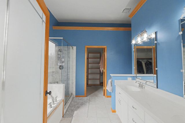 12020 W Ridgepoint Ct, Wichita, KS 67235