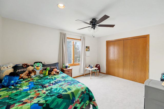 12020 W Ridgepoint Ct, Wichita, KS 67235