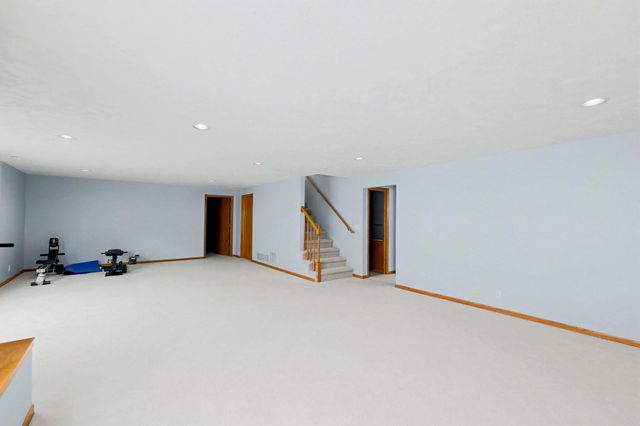 12020 W Ridgepoint Ct, Wichita, KS 67235