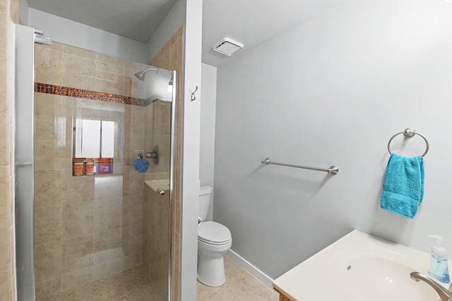 12020 W Ridgepoint Ct, Wichita, KS 67235