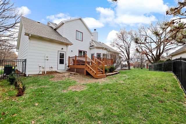 12020 W Ridgepoint Ct, Wichita, KS 67235