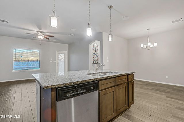 2252 Thawline Pl, El Paso, TX 79911