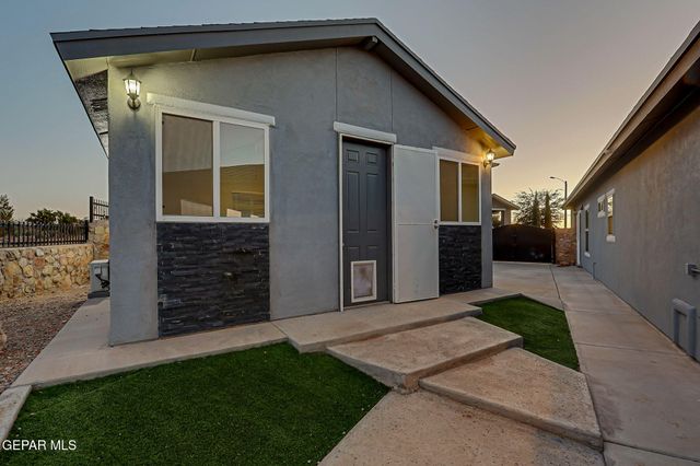 2252 Thawline Pl, El Paso, TX 79911