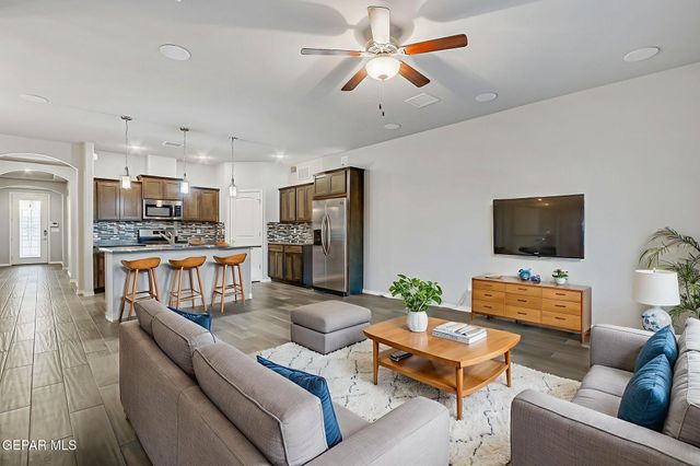 2252 Thawline Pl, El Paso, TX 79911