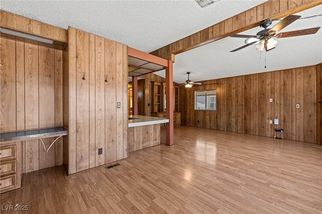 203 Trailzend Avenue, Overton, NV 89040