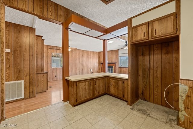 203 Trailzend Avenue, Overton, NV 89040