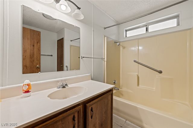 203 Trailzend Avenue, Overton, NV 89040