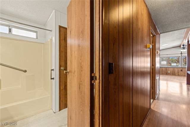 203 Trailzend Avenue, Overton, NV 89040