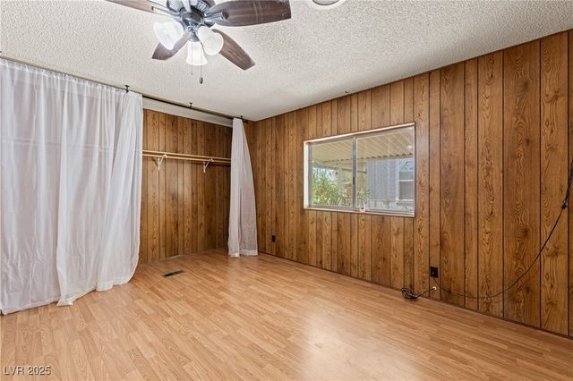 203 Trailzend Avenue, Overton, NV 89040