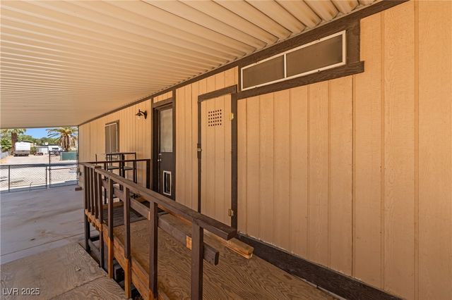 203 Trailzend Avenue, Overton, NV 89040