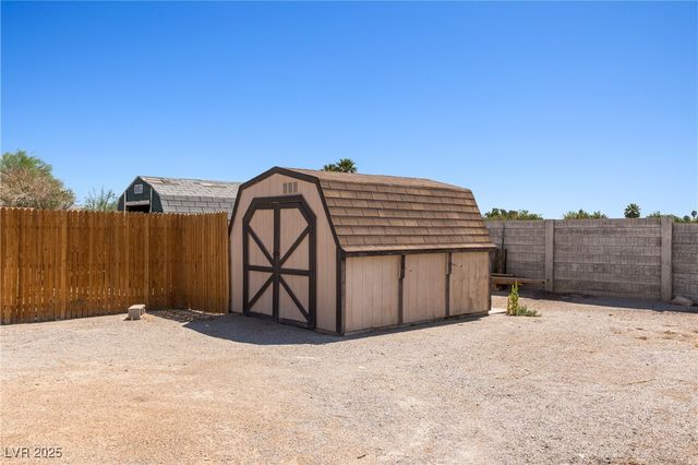 203 Trailzend Avenue, Overton, NV 89040