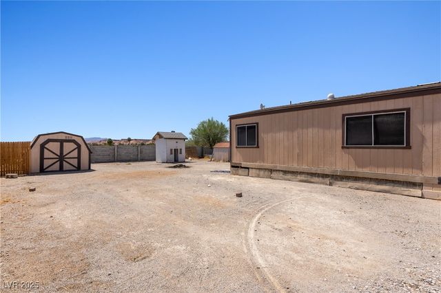 203 Trailzend Avenue, Overton, NV 89040