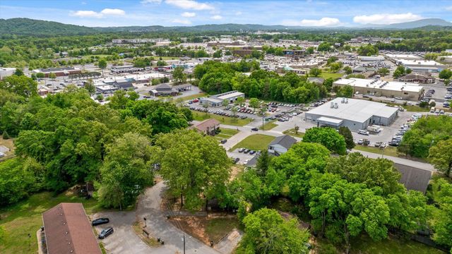 5217 Hickory Woods Lane, Hixson, TN 37343