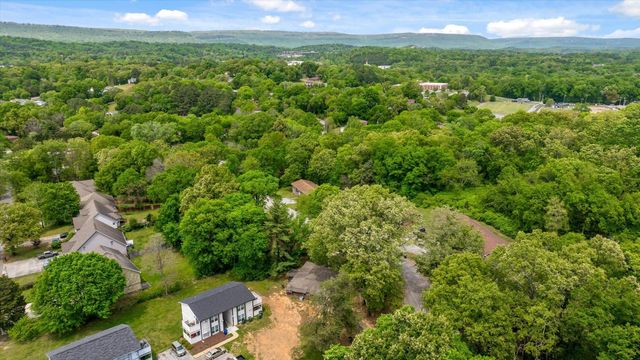 5217 Hickory Woods Lane, Hixson, TN 37343