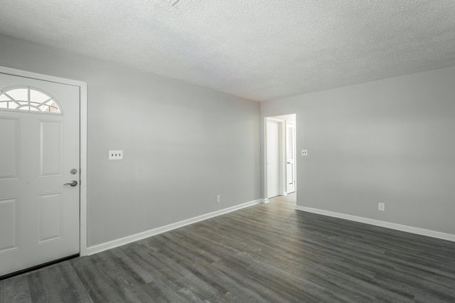 5217 Hickory Woods Lane, Hixson, TN 37343