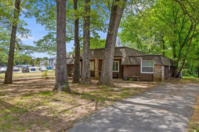 5217 Hickory Woods Lane, Hixson, TN 37343
