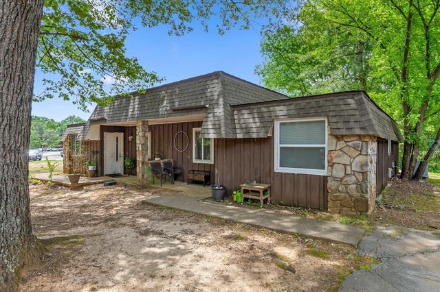 5217 Hickory Woods Lane, Hixson, TN 37343