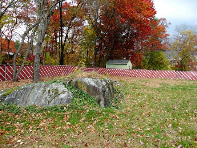 27 General Pulaski Drive, Salem, NH 03079