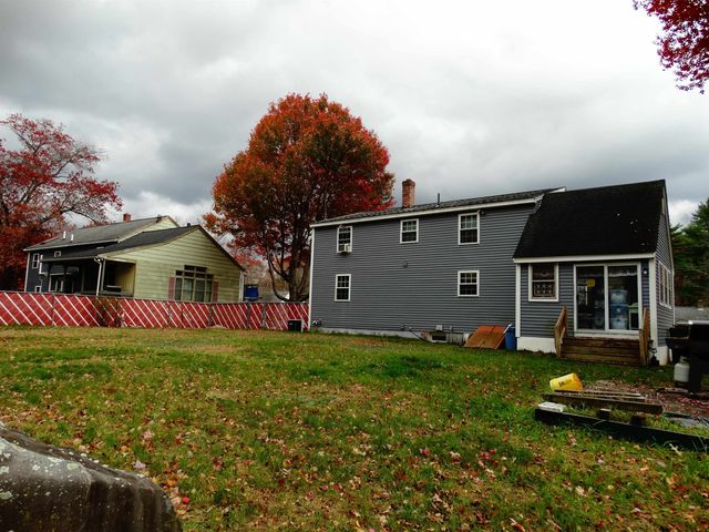 27 General Pulaski Drive, Salem, NH 03079