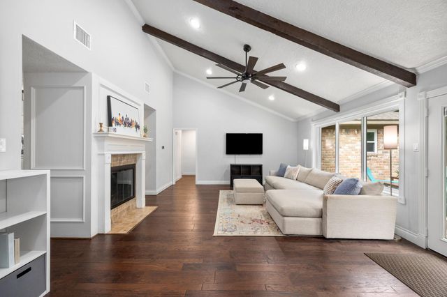 14206 Locke Lane, Houston, TX 77077