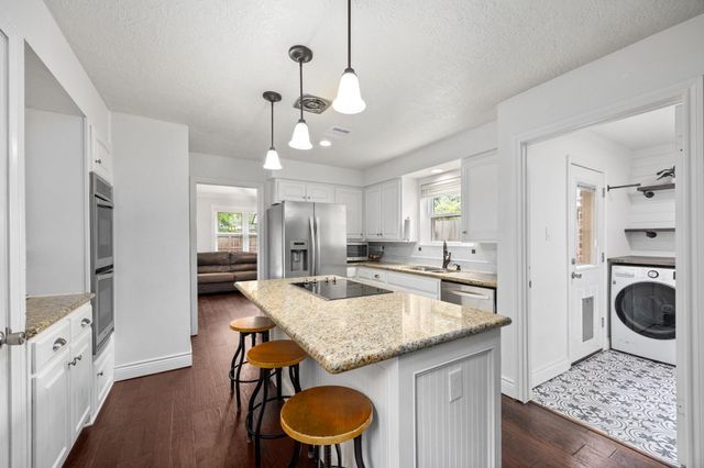 14206 Locke Lane, Houston, TX 77077