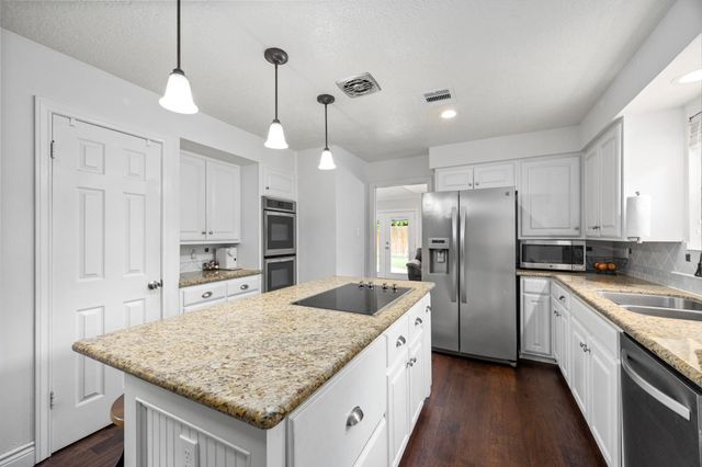 14206 Locke Lane, Houston, TX 77077