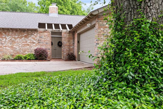 14206 Locke Lane, Houston, TX 77077