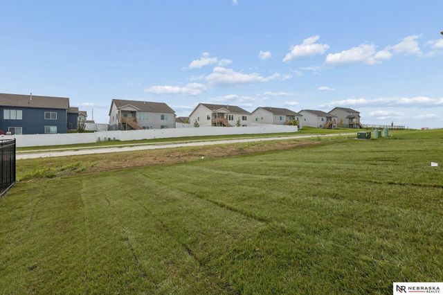 12007 S 109th Street, Papillion, NE 68046