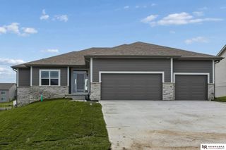 12007 S 109th Street, Papillion, NE 68046