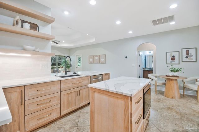 2106 Staff Dr, Cantonment, FL 32533