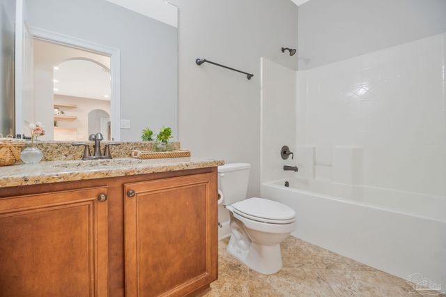 2106 Staff Dr, Cantonment, FL 32533