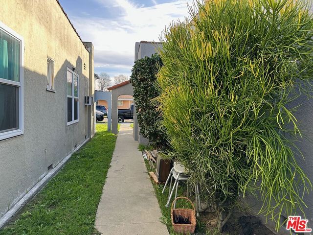 461 E Osgood Street, Long Beach, CA 90805