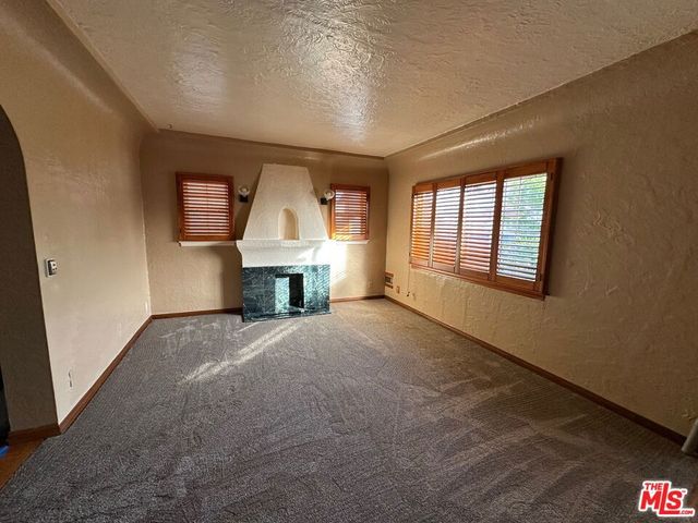 461 E Osgood Street, Long Beach, CA 90805