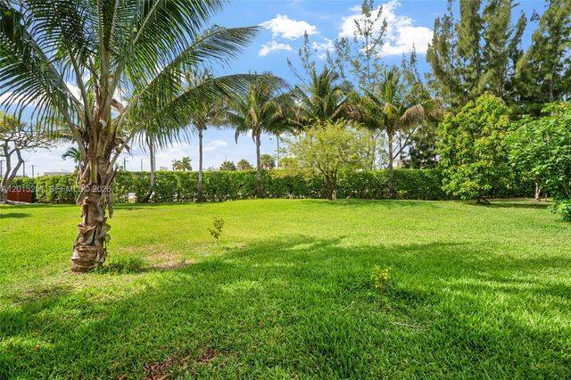 11760 SW 103rd Ln, Miami, FL 33186