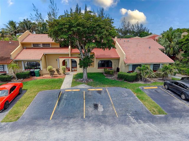 11760 SW 103rd Ln, Miami, FL 33186