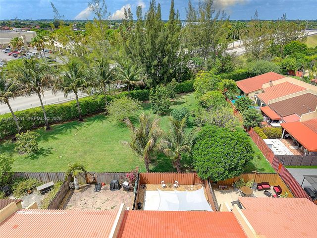 11760 SW 103rd Ln, Miami, FL 33186