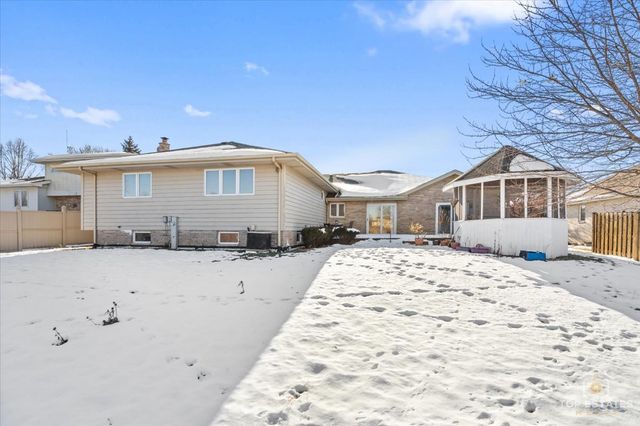 9410 Seton Place, Orland Park, IL 60467