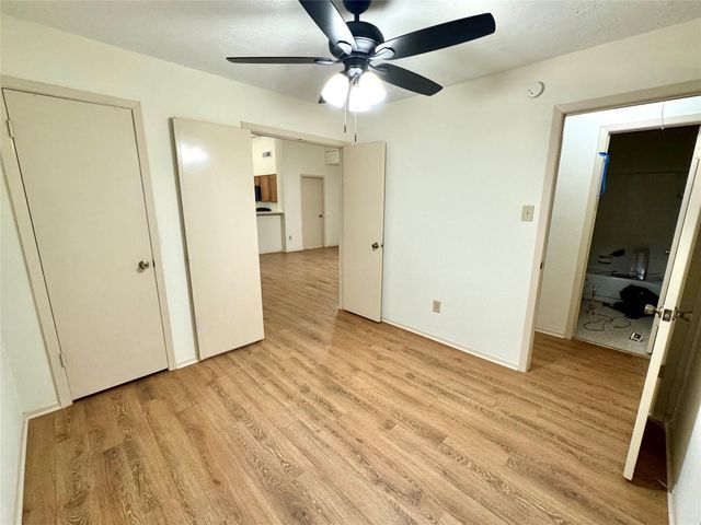 3030 Sherborne Street, Pearland, TX 77584